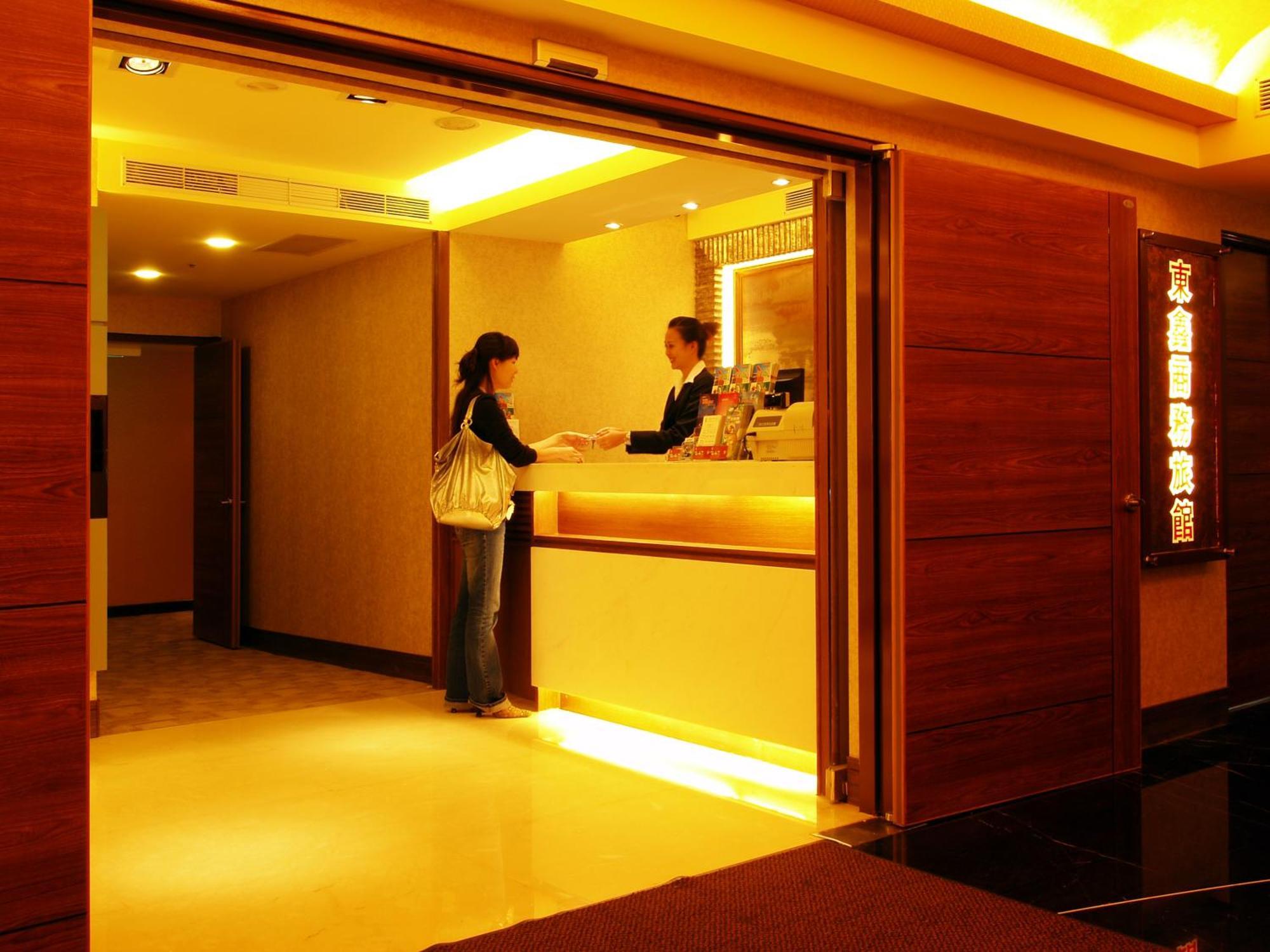東鑫商務旅館eastern Star Hotel Taipei Esterno foto